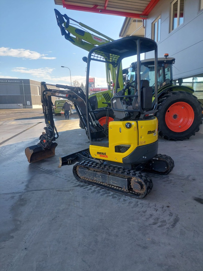 Kompaktbagger Menzi 18sa