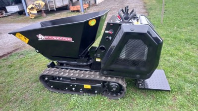 Raupendumper mit Drehkippmulde