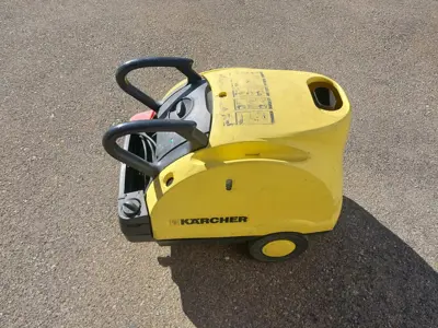 Profi Kärcher HDS 698 Heisswasser Hochdruckreiniger