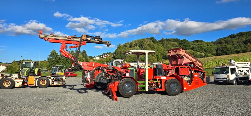 f2e6fbeb-4f0c-4669-8dba-f7eff9b746ef-Tamrocj AXera 5-126.jpg