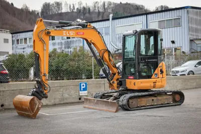 Pelle sur chenilles CASE 5t - E.01.25 - bagger