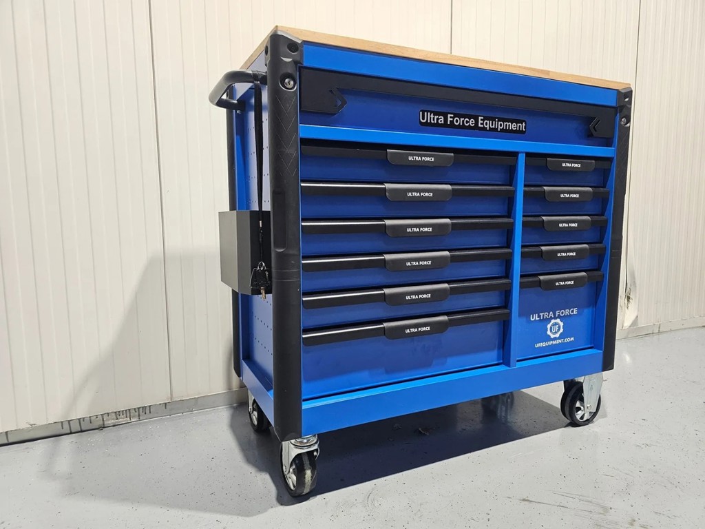 f6647469-8b4d-4a50-8f9c-94b502770a9f-4 conv.jpg