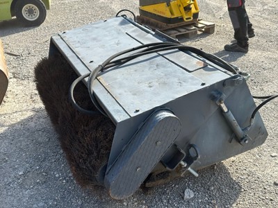 Godet balayeur Brosse pour bobcat - P.07.23 Kehrsc