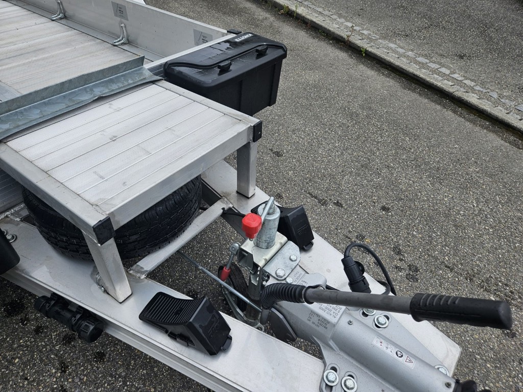 e649b5ba-bc04-4e16-8d33-fa73366fef67-WhatsApp Bild 2025-07-08 um 10.jpg