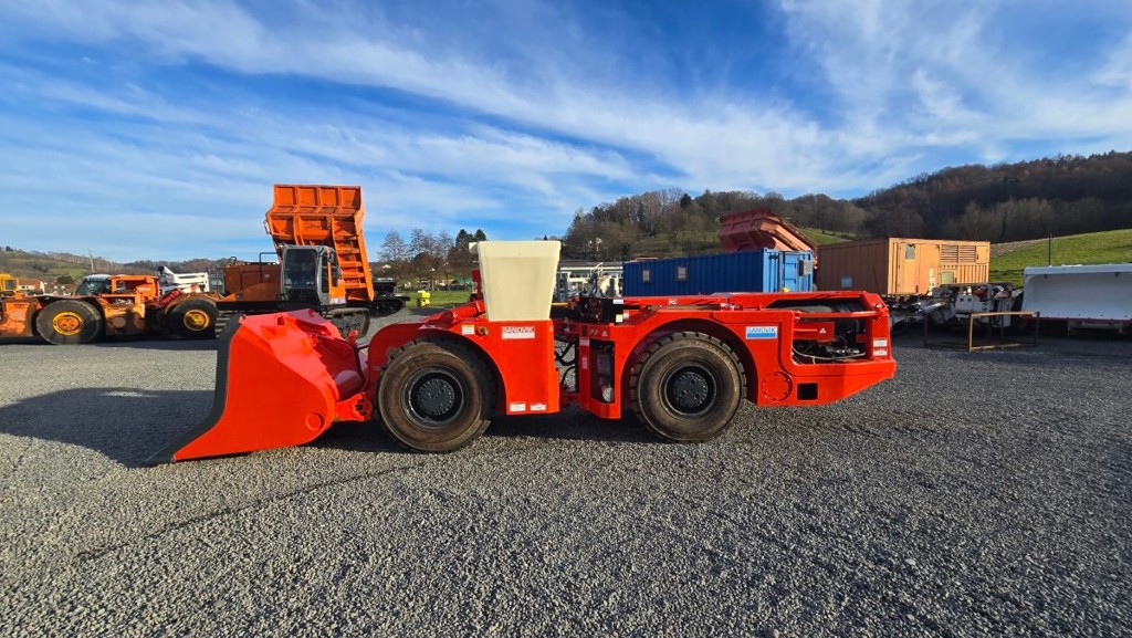 7e198224-c900-42a7-a606-1e88ece2cb44-gebrauchte Tunnelbaumaschinen.jpg