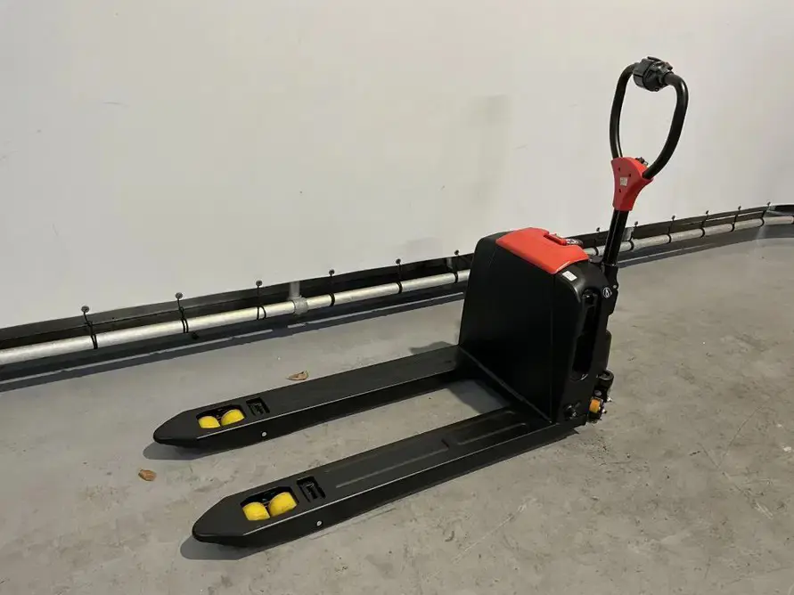 1d5d5dc7-0d98-4047-8a21-1daa03bd2b39-1 conv.jpg