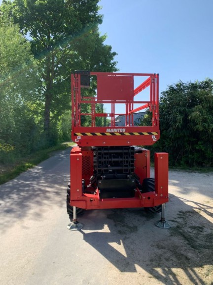 ee9870d6-9bf3-48e3-b597-5cc35f408081-leiserag-manitou-120SC2-M013091-C01092024-Miete 4.png