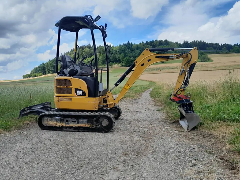 Cat 1.7t Bagger Jg.2014