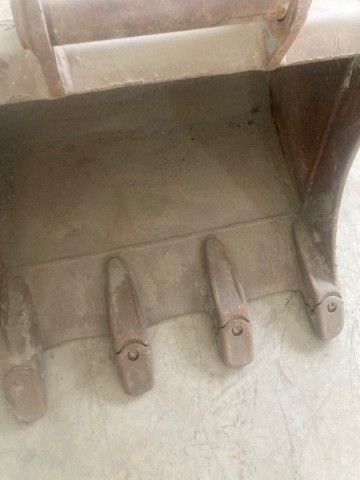 bee1e9e4-2682-44b7-a462-ebb99972e476-Grablöffel D 60 Hand HA35 02.jpg