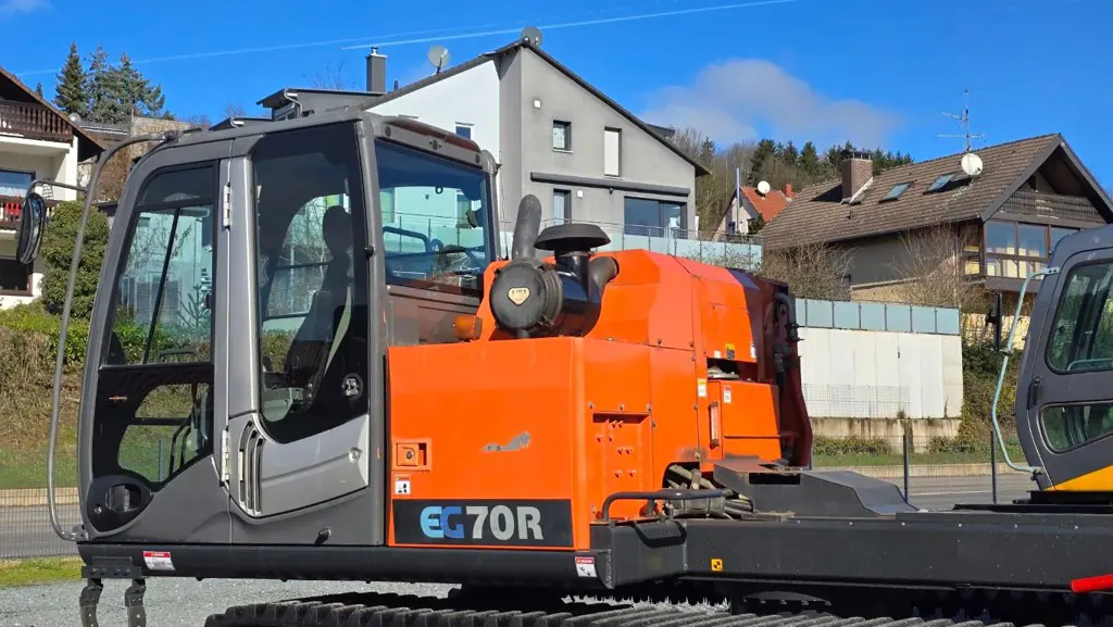 9a9b445c-5826-4920-8373-17bdf64746b5-Hitachi EG70R.jpg