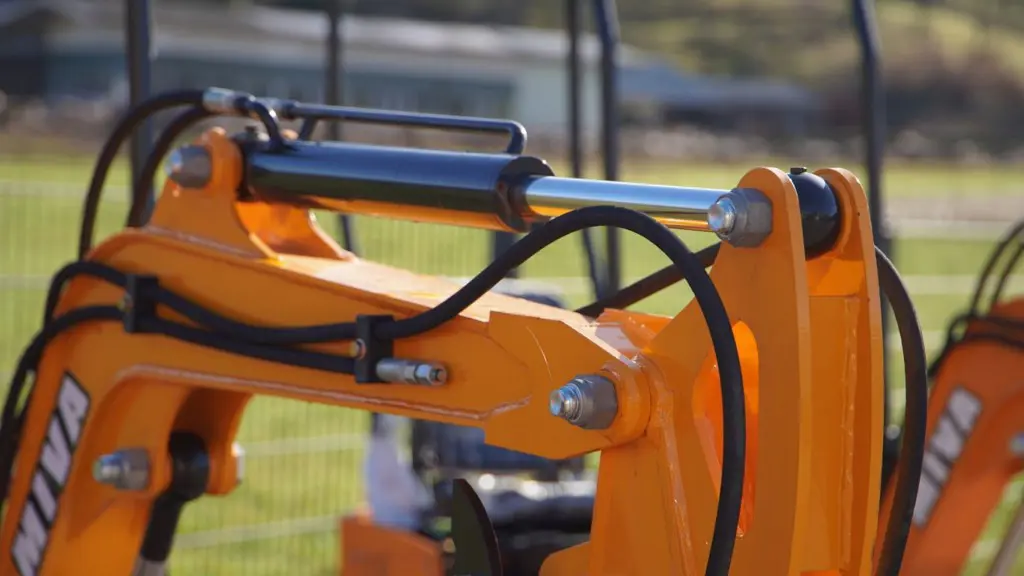 e37be94c-7c67-4591-925d-17d6efcfcfda-Baggerarm minibagger.jpg