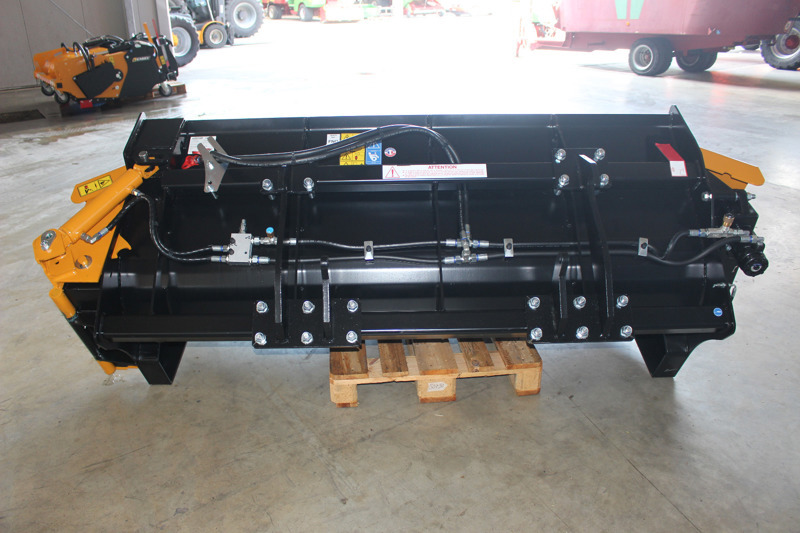 1142f078-e55d-4e87-93fb-916354c8f835-Materialschaufel (10).JPG