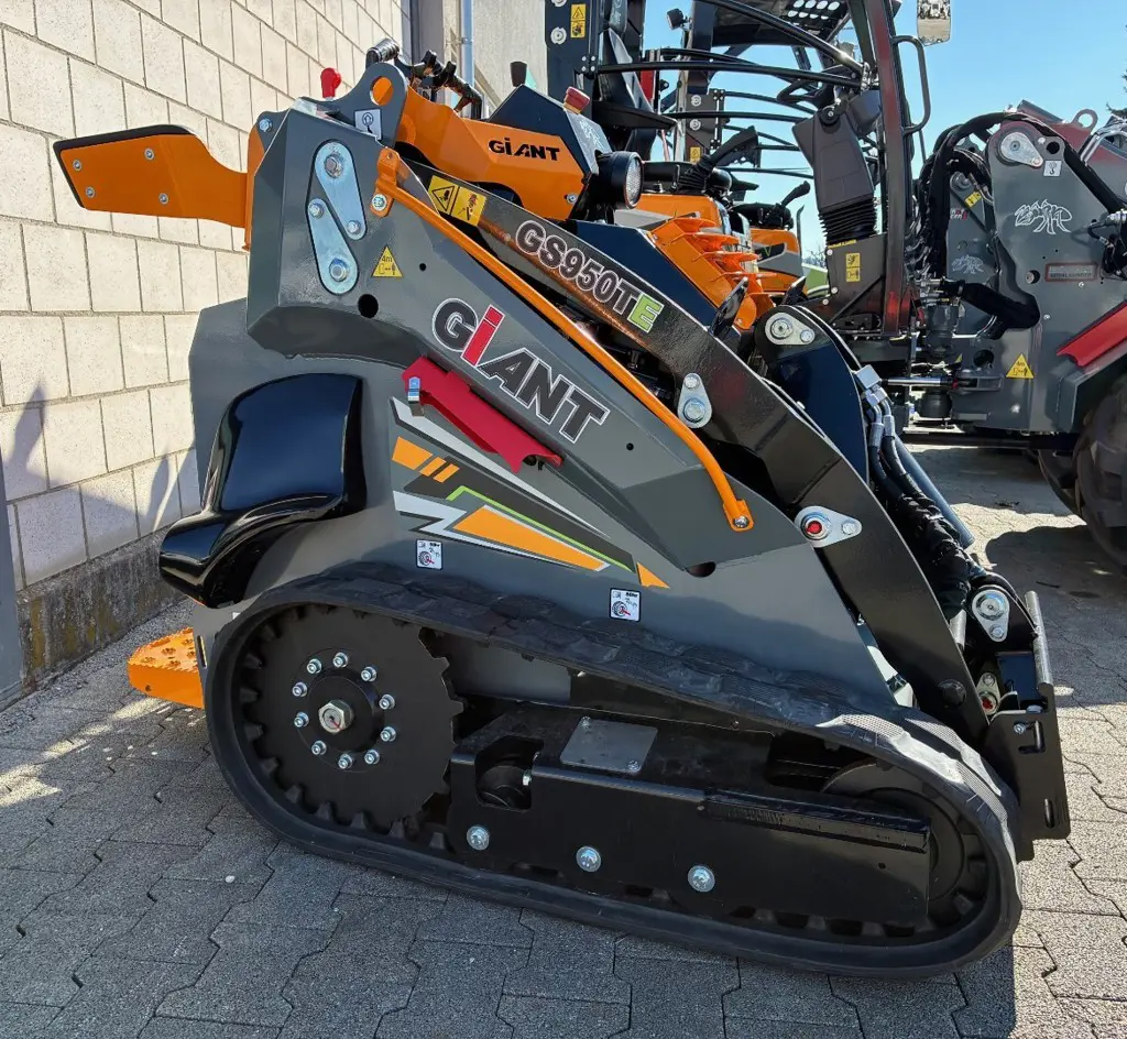 033a85e3-89c1-4322-99fa-9a8826481cf4-Leiserag-Giant-GS950TE 1.jpg