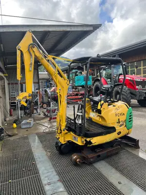 Bagger Komatsu PC 15