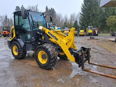 Neuwertiger Radlader Komatsu WA70M-8