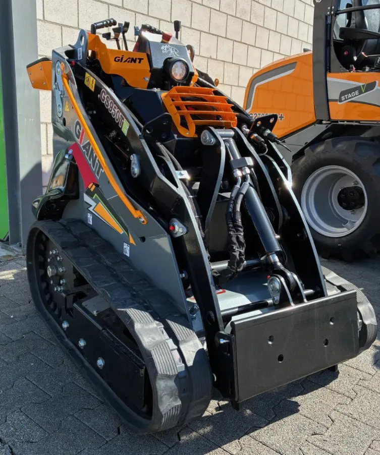 f4540a12-9db3-44a5-be5b-12f3f4489289-Leiserag-Giant-GS950TE 2.jpg