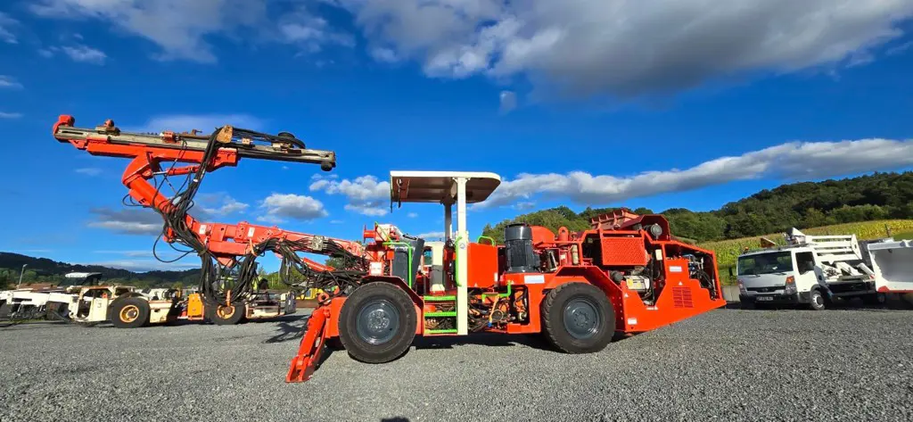 8d5df038-51de-4ae0-a0b9-8e53ef044724-Sandvik DD 210.jpg