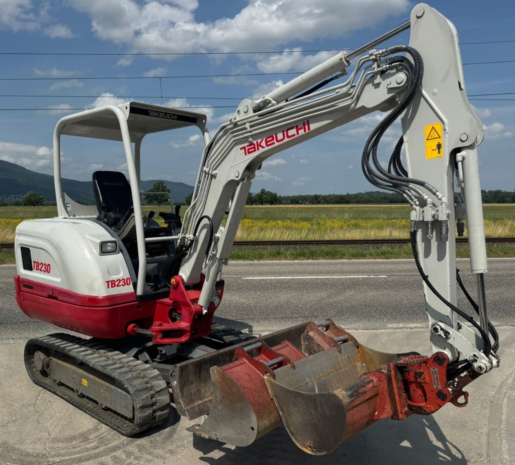 b2ef031b-5721-42d3-8c49-5359a4bd5d90-WhatsApp Bild 2025-06-24 um 08.jpg