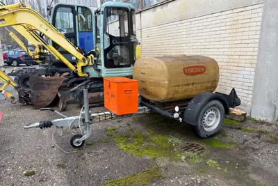 Wassertank auf Anhänger