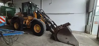 Radlader Case 521D XT